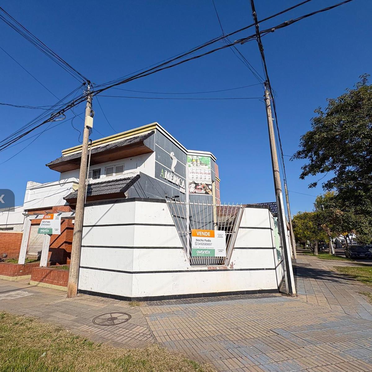 Casa Amplia en Villa Rosa - Oportunidad de Inversión 2