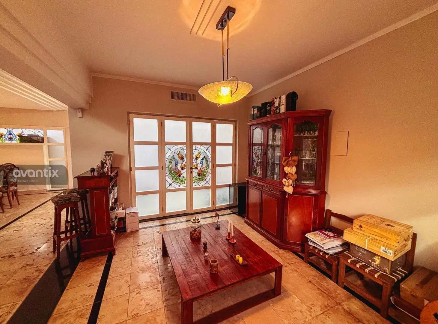 Exclusiva propiedad en venta - Barrio 9 de Julio 4
