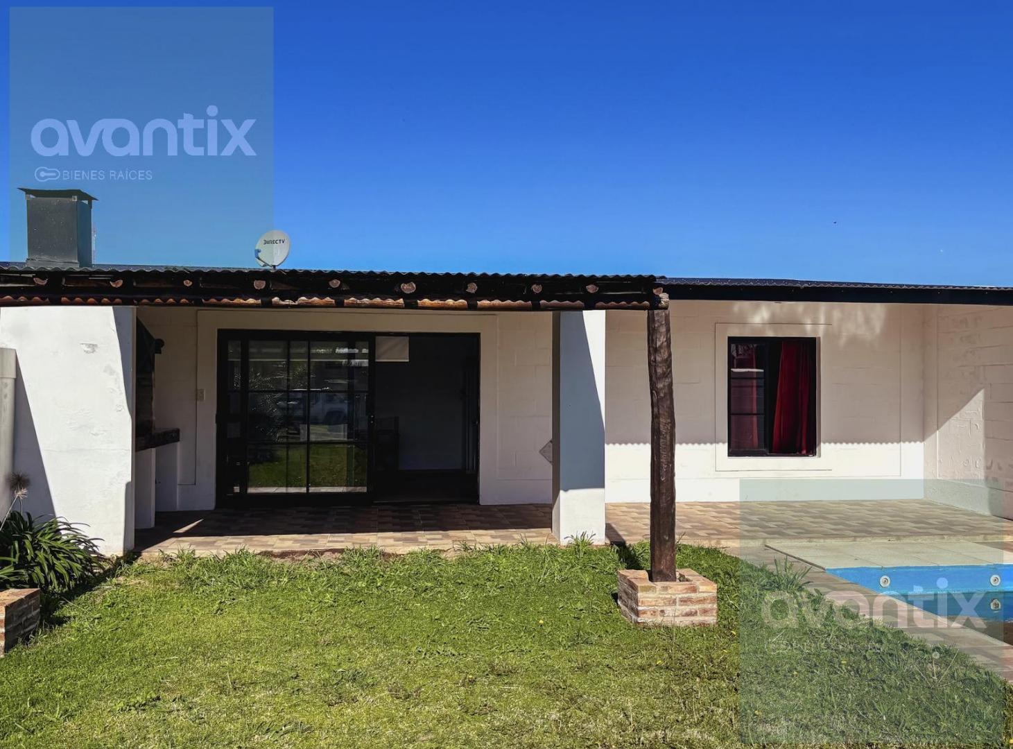 Foto de Casa quinta con pileta en Angelica - USD 50.000, imagen 2