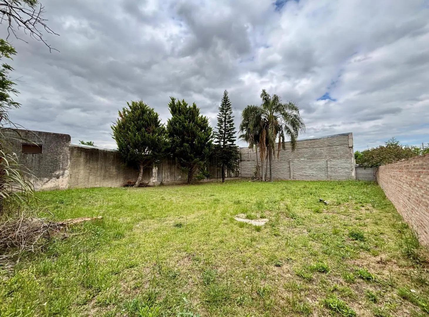 Lote de 540 m2 - USD 60.000 4