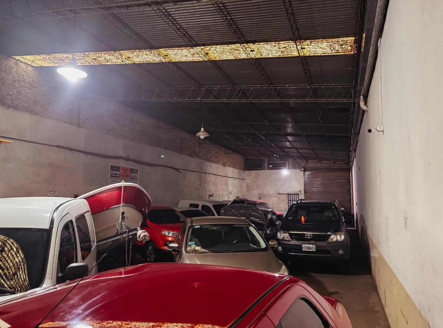 Dos galpones conectados en zona estratégica 4