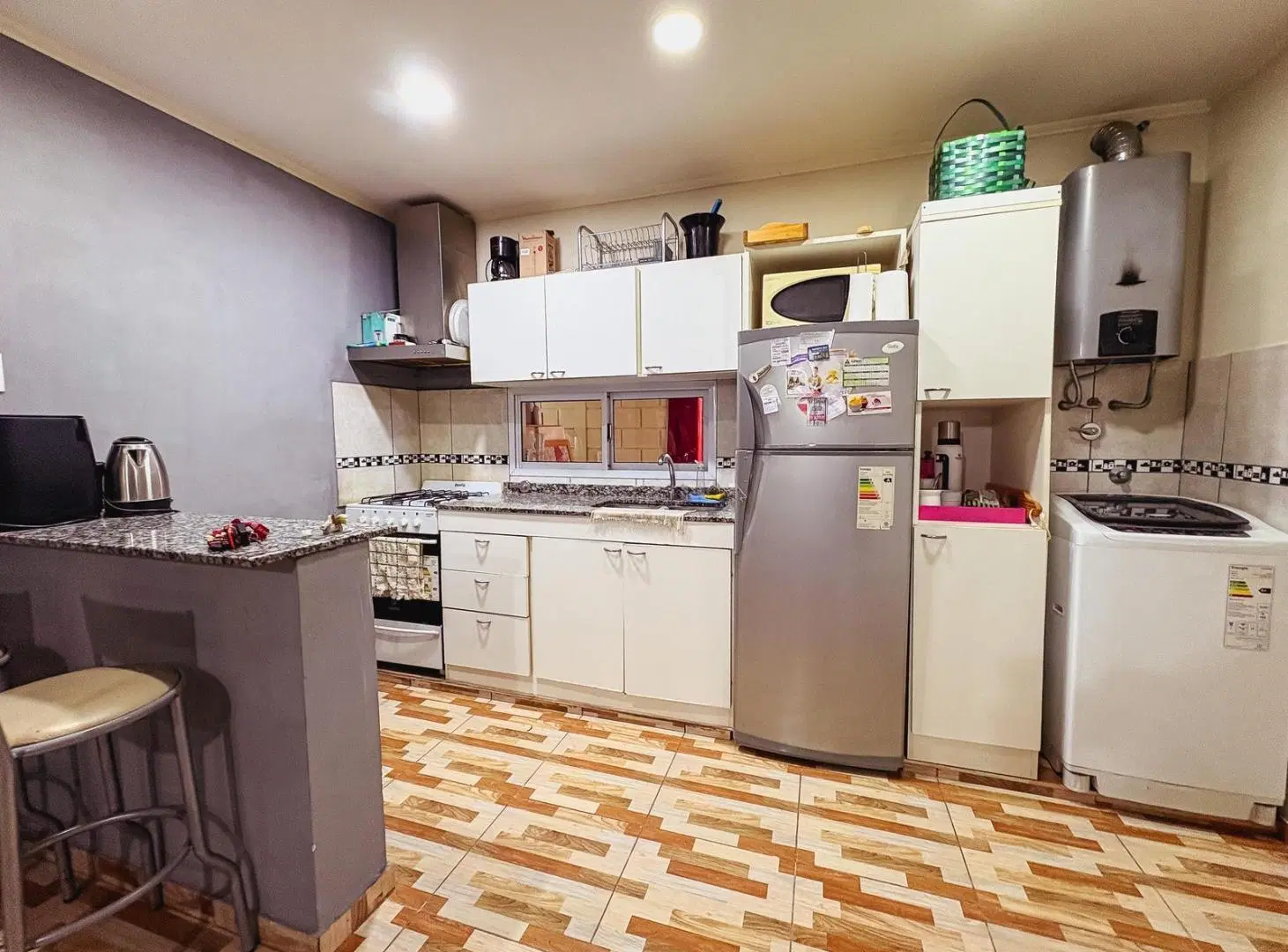 Propiedad de 2 habitaciones en barrio Independencia 5