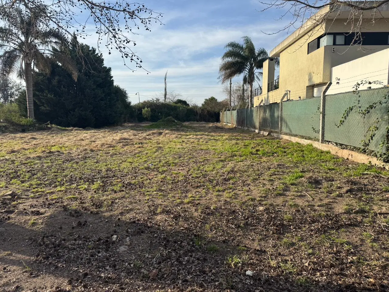 Terreno en Loteo Plaza Grande – USD 45.000 | Apto crédito 2