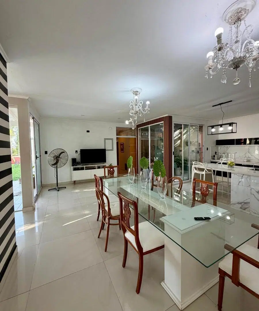 Casa de categoría en Village del Brigadier 5