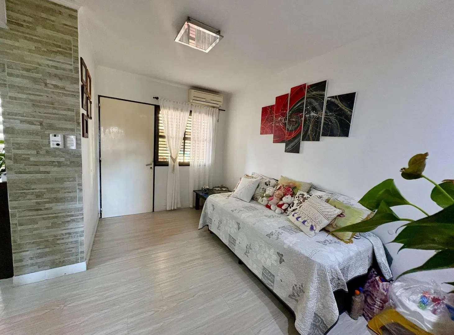 Departamento de 2 dormitorios con todos los servicios - Apto crédito 8