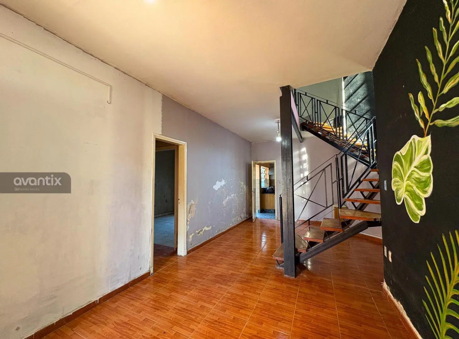 Casa amplia en Villa Rosa - Oportunidad de Inversión 2