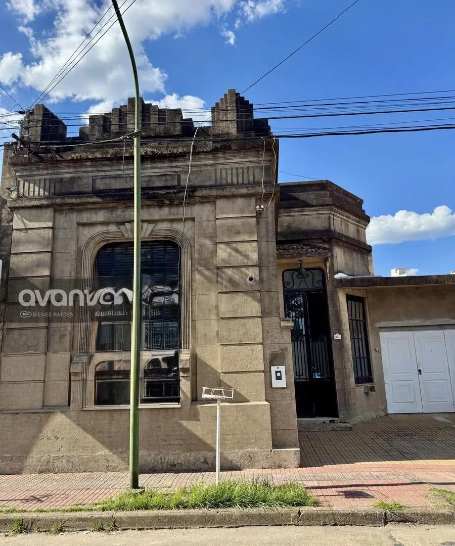 Casa Céntrica en Calle Belgrano – Ideal Proyecto o Refacción 3