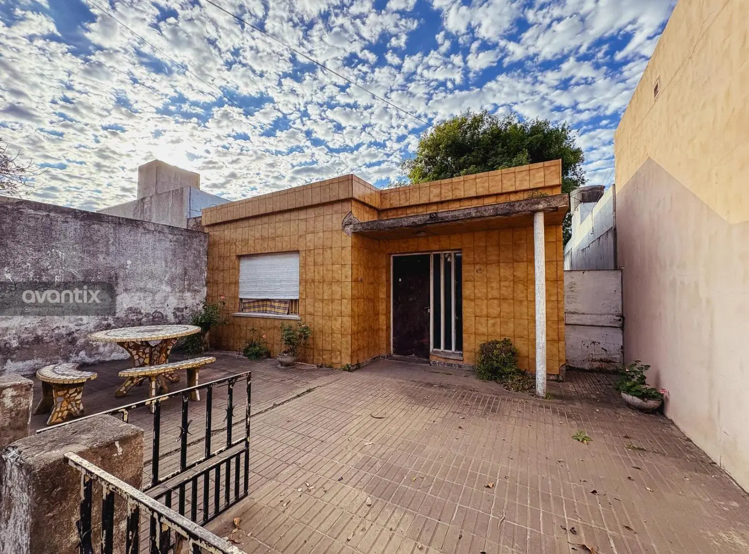 Casa a refaccionar - USD 55.000 2