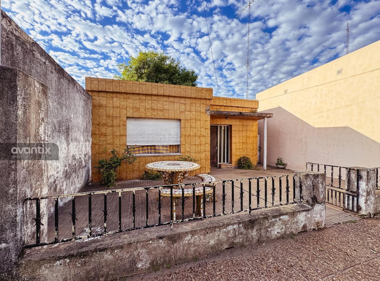 Casa a refaccionar - USD 55.000