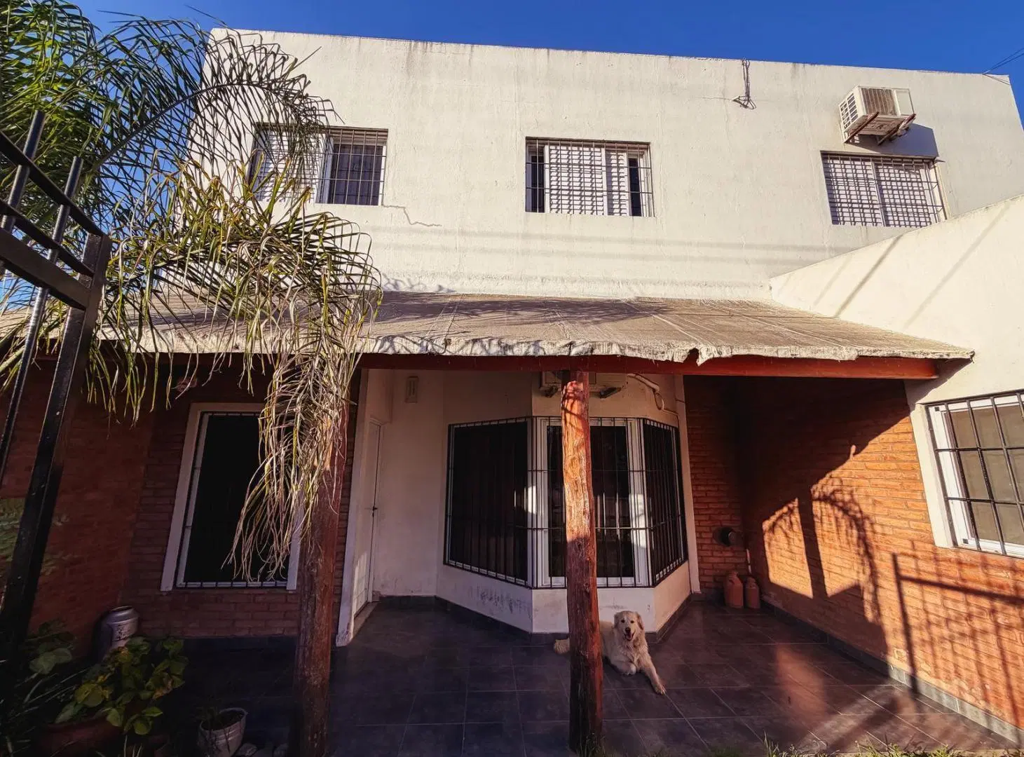 Propiedad de 4 habitaciones + garaje + patio - Apta crédito 2