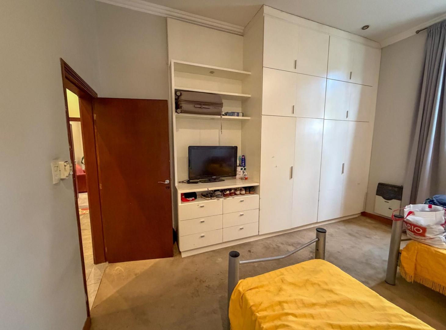 Foto de Propiedad de 3 habitaciones, cochera y patio, imagen 5