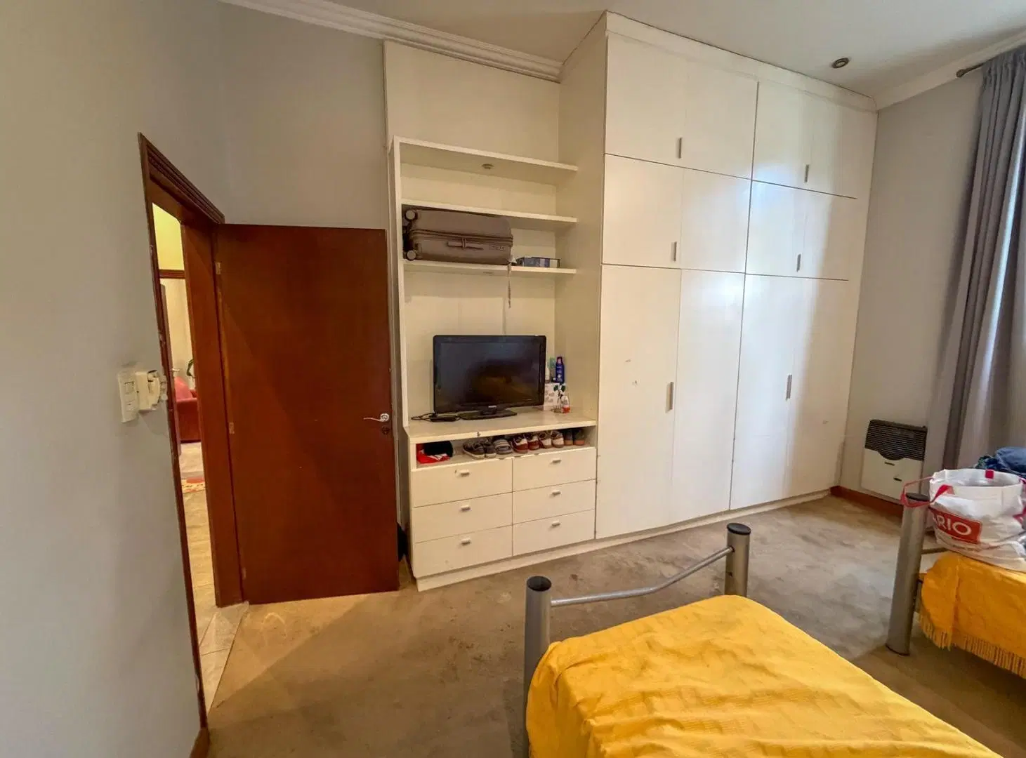 Propiedad de 3 habitaciones, cochera y patio 4