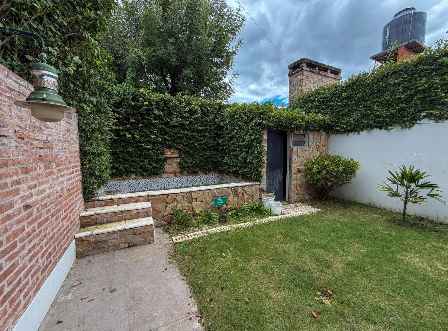Propiedad de 3 habitaciones, cochera y patio 8