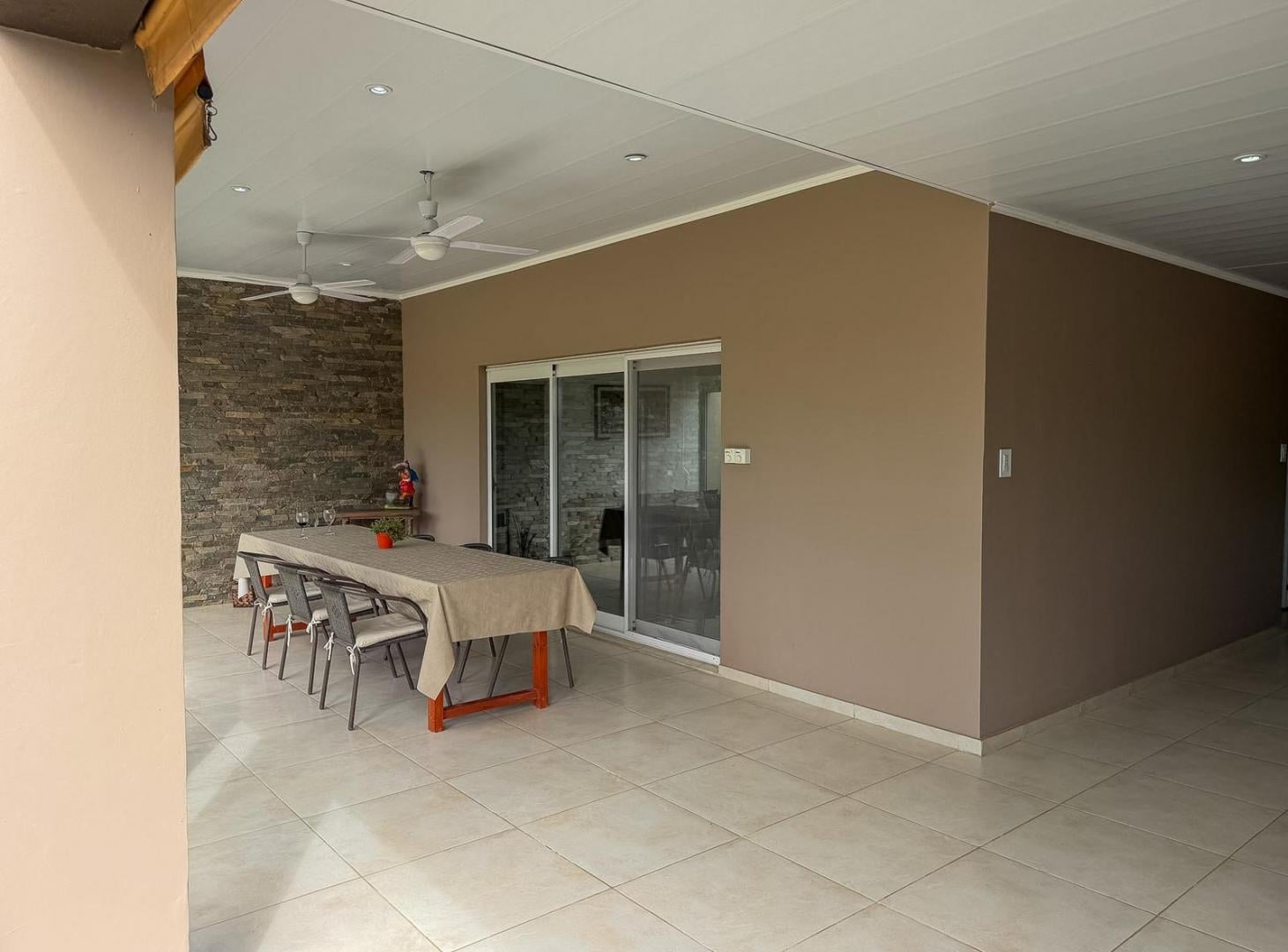 Foto de Casa quinta moderna en Susana, imagen 1