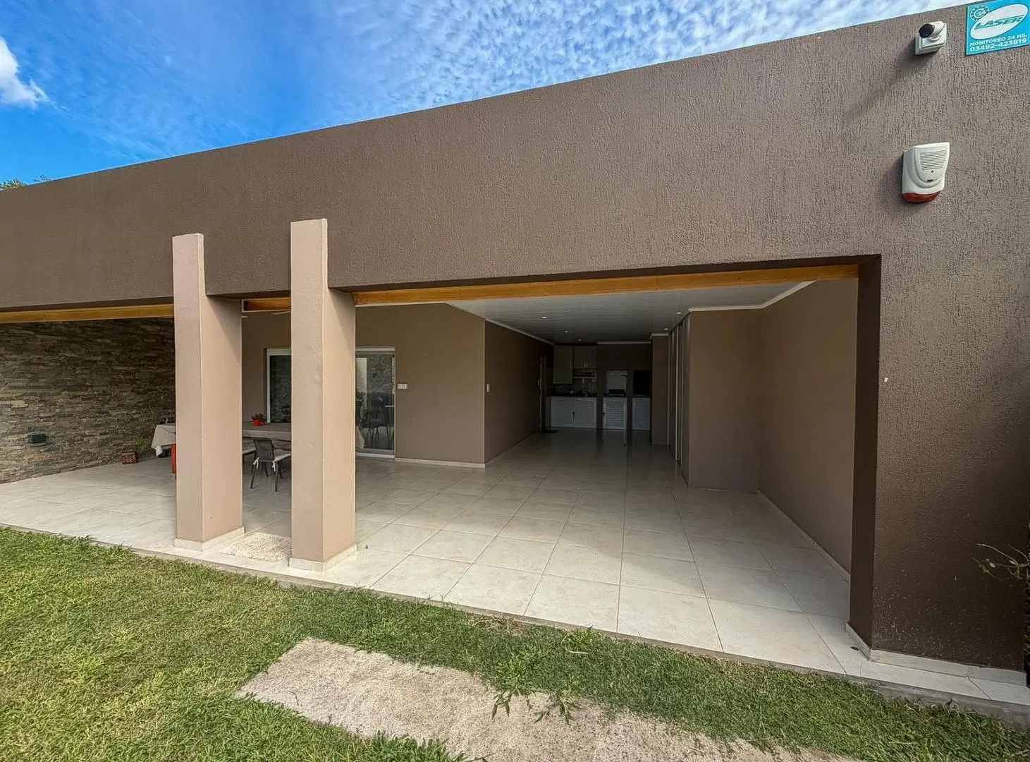 Casa quinta moderna en Susana 3