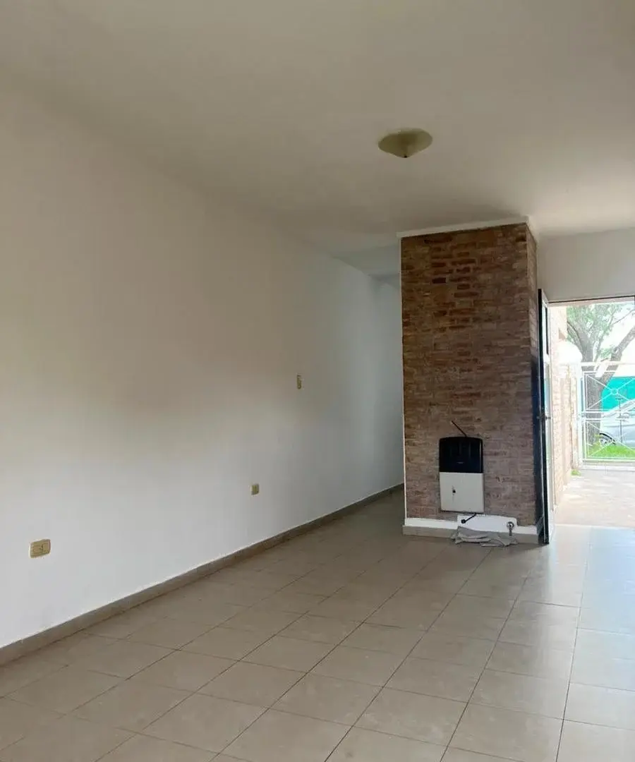 Casa 1 dormitorio en Barrio Pablo Pizzurno 2