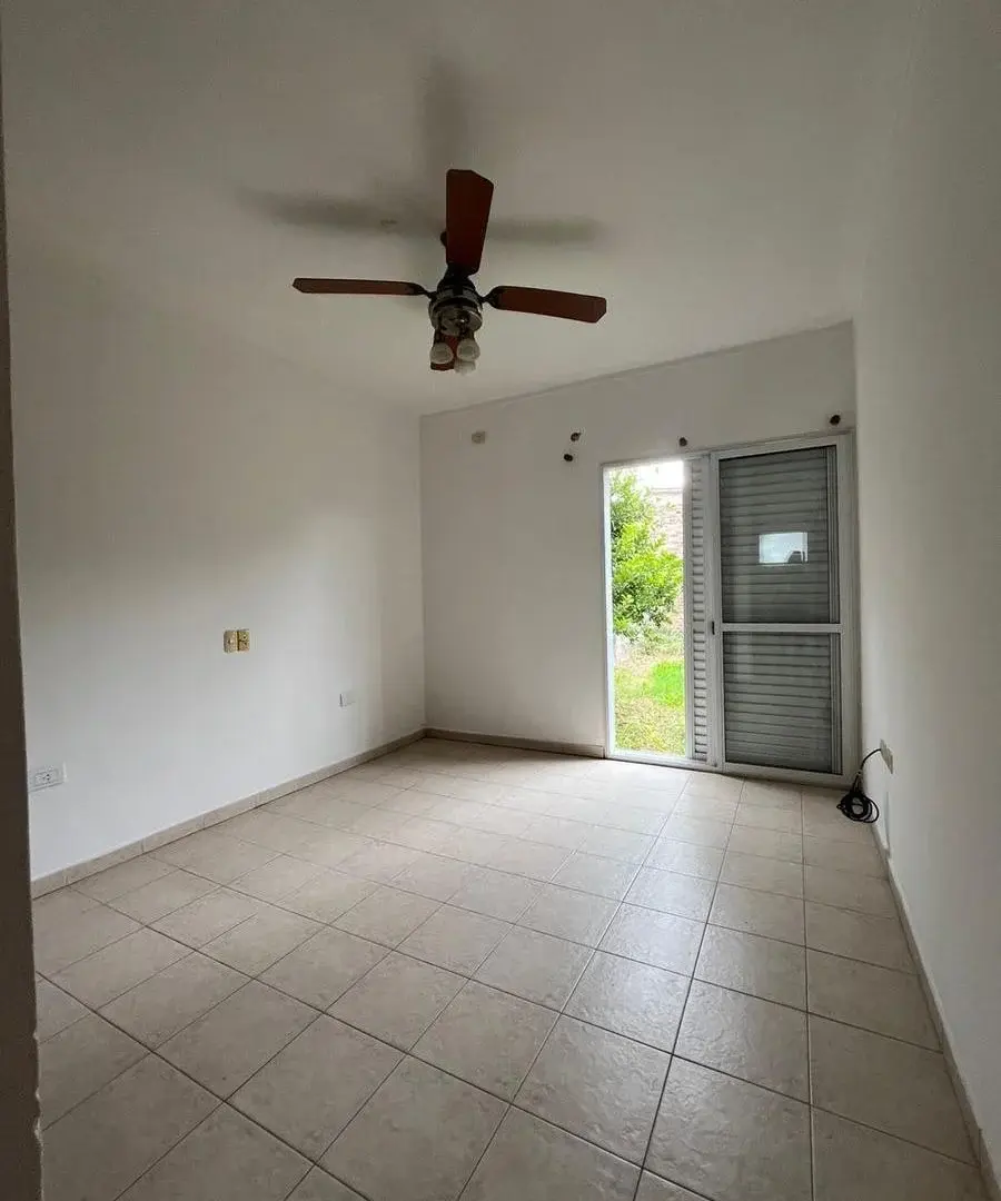 Casa 1 dormitorio en Barrio Pablo Pizzurno 3