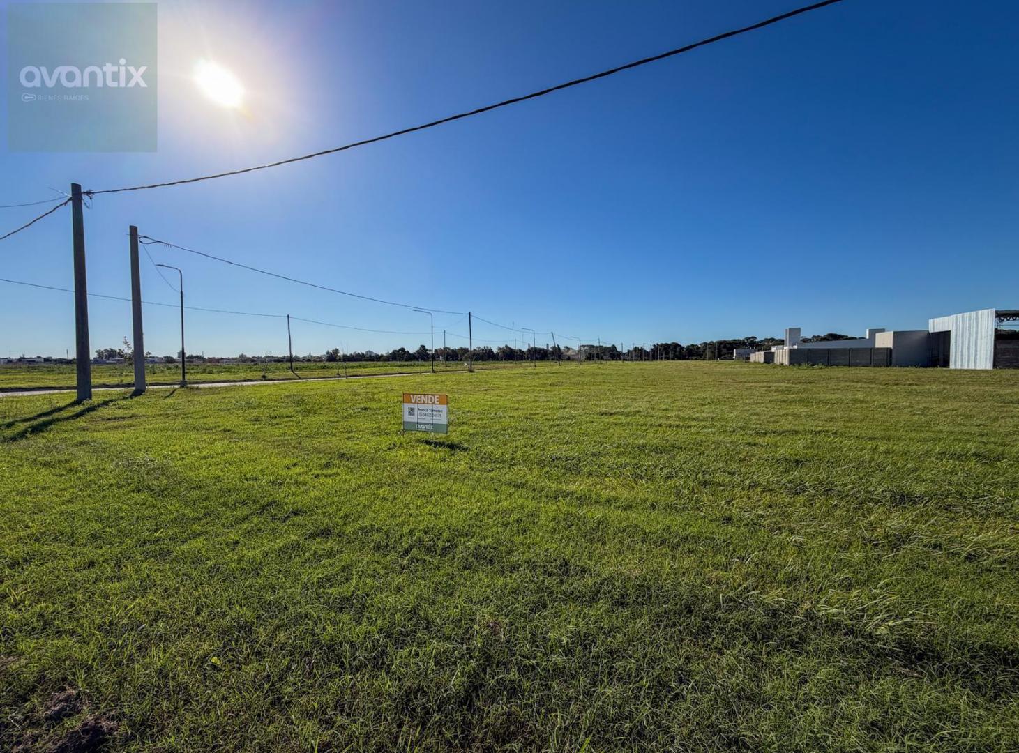 Foto de 2 lotes de 300 m2 sobre Av. Rafael Actis, imagen 2