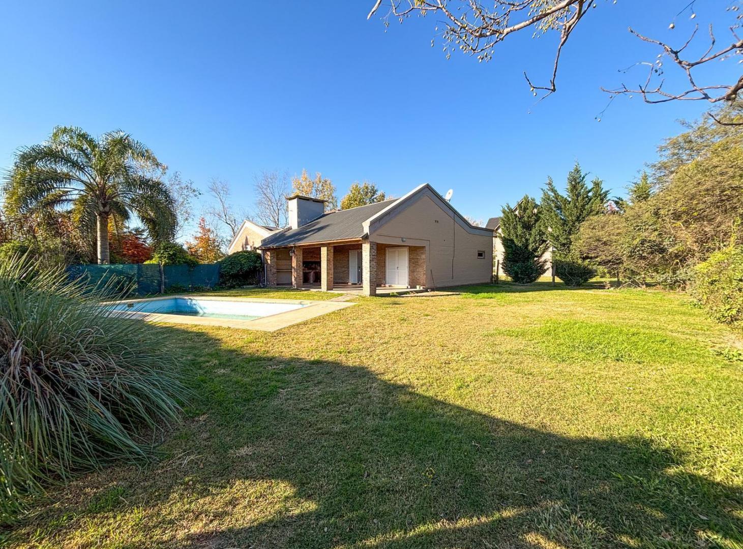QUINTA CON PISCINA A LA VENTA I BARRIO ÁLAMOS DEL AEROCLUB