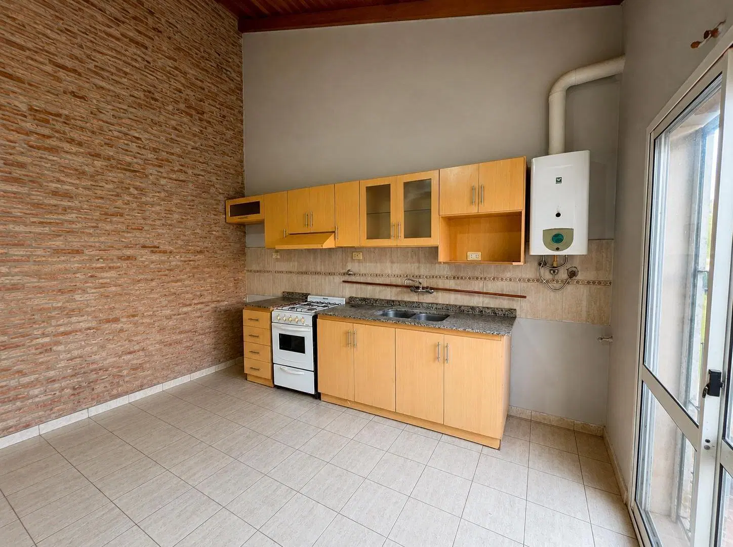 QUINTA CON PISCINA A LA VENTA I BARRIO ÁLAMOS DEL AEROCLUB 4