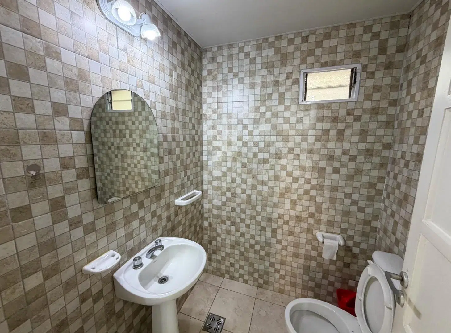 Local comercial en alquiler a metros de Bv. Lehmann 2