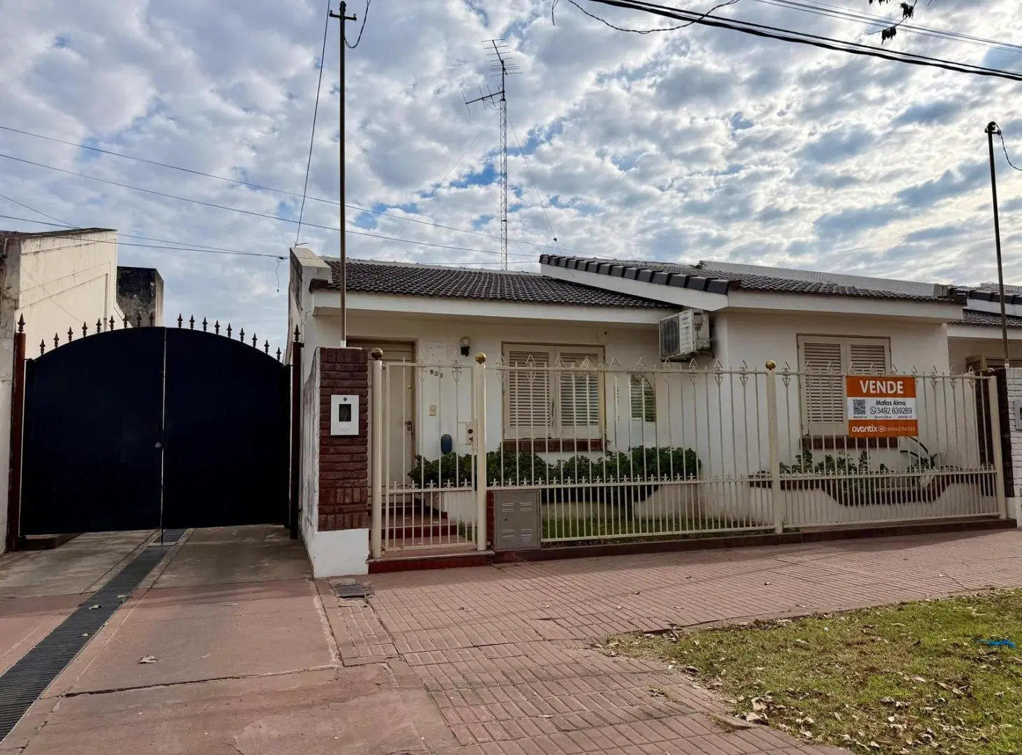 Casa en venta sobre Av. Italia - Apta crédito hipotecario 3