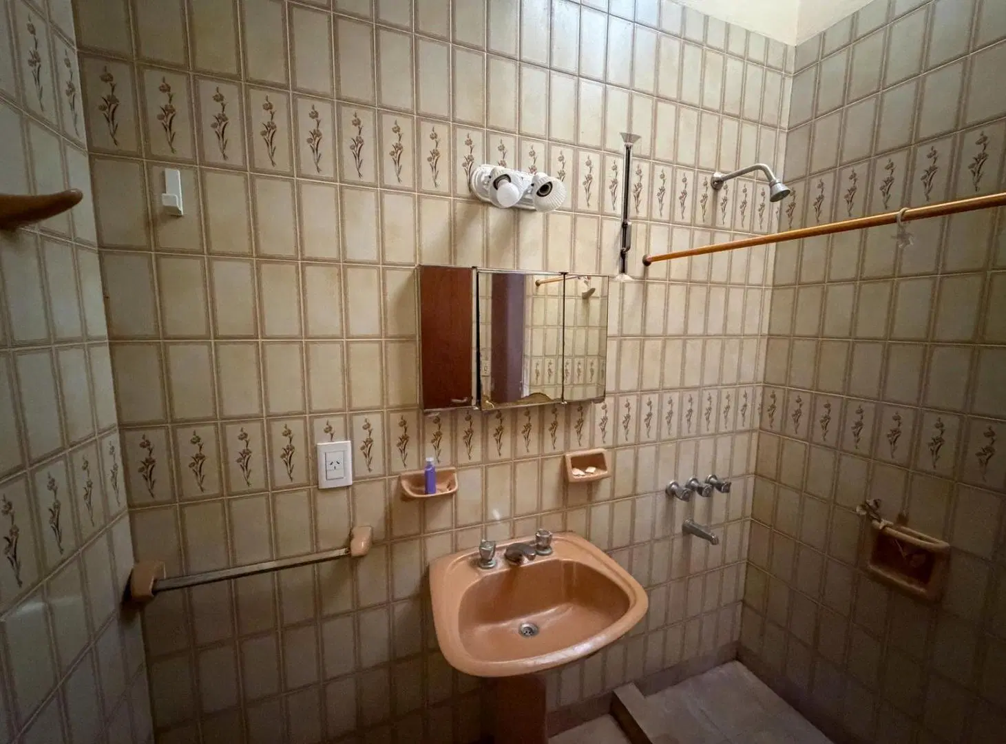 Casa en venta sobre Av. Italia - Apta crédito hipotecario 4