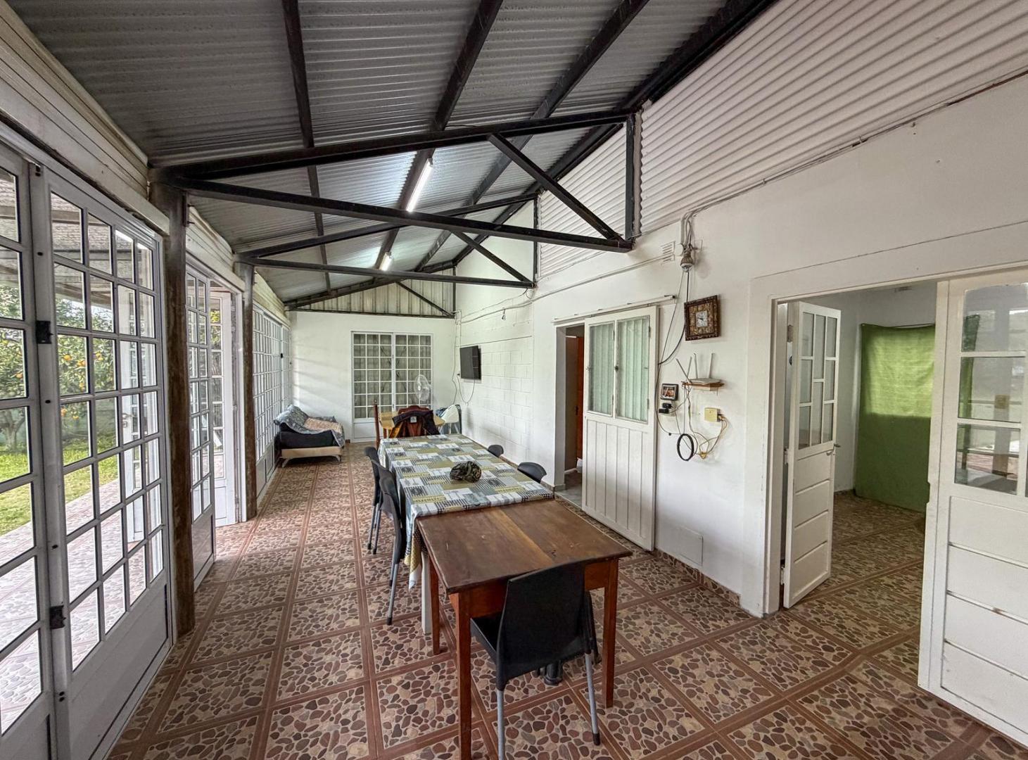 Foto de Dos propiedades en un terreno de 1380 m² en Susana, imagen 4