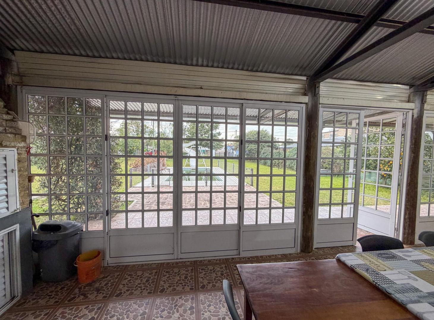 Foto de Dos propiedades en un terreno de 1380 m² en Susana, imagen 3