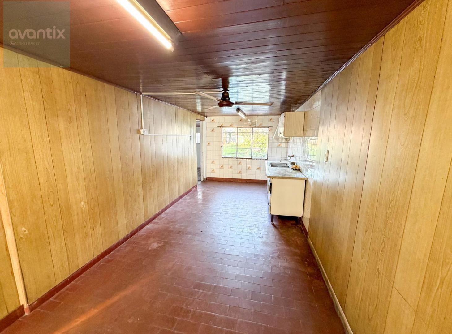 Foto de Casa con tres dormitorios, patio y cochera en Barrio Los Nogales., imagen 3