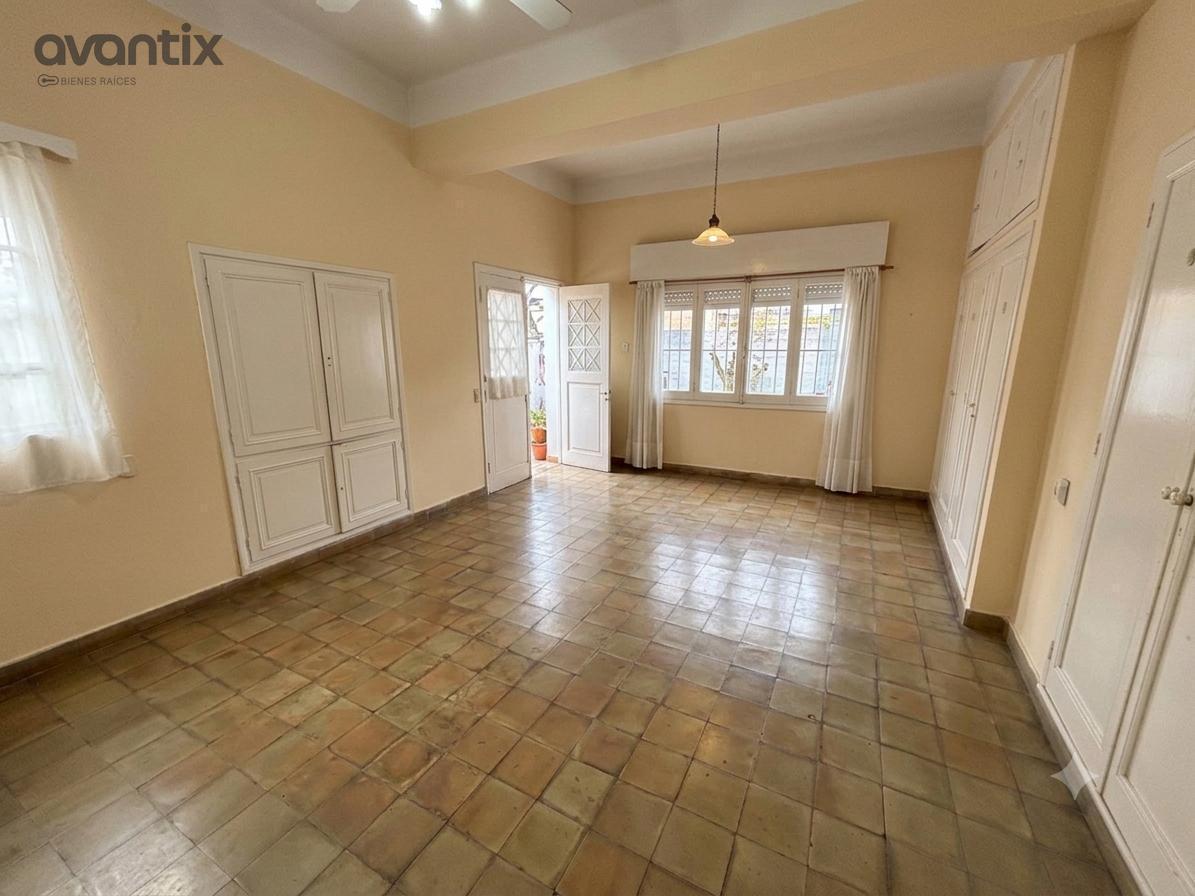 Foto de CASA CON AMPLIO PATIO A LA VENTA | BARRIO SARMIENTO, imagen 1