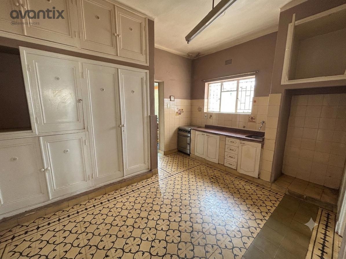 Foto de CASA CON AMPLIO PATIO A LA VENTA | BARRIO SARMIENTO, imagen 3
