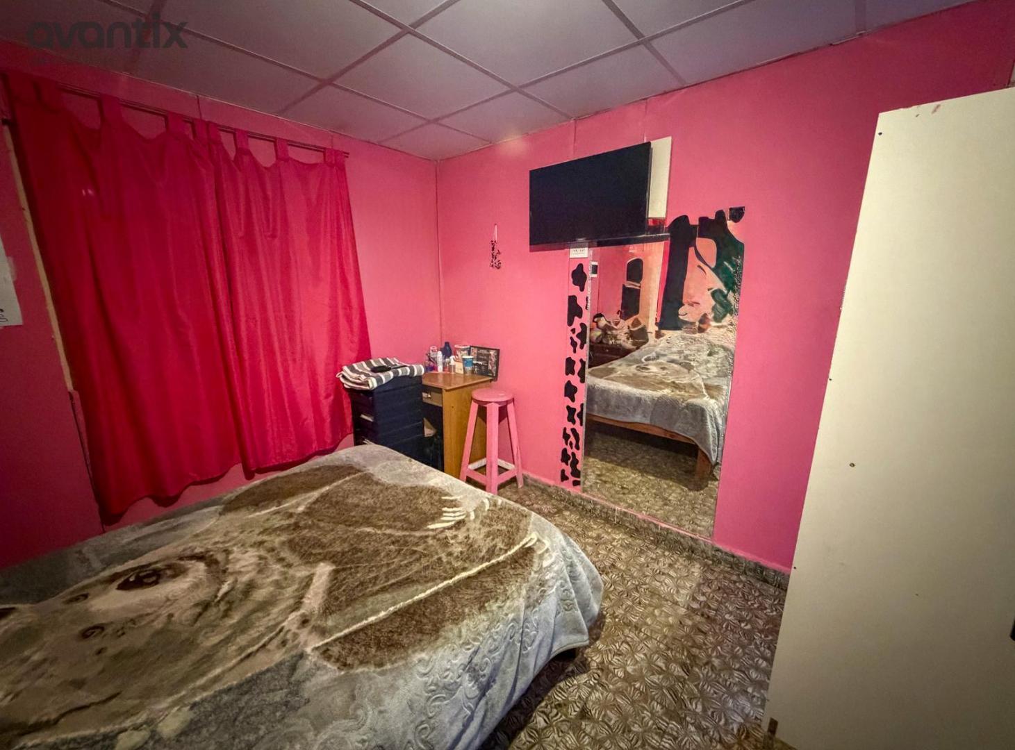 Foto de Amplia casa con local comercial en barrio Villa Rosas, imagen 5