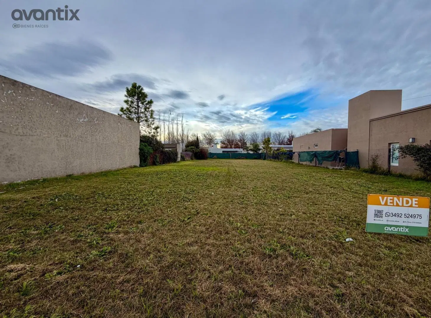 Lote de 900 m2 en barrio Álamos del Aeroclub 5