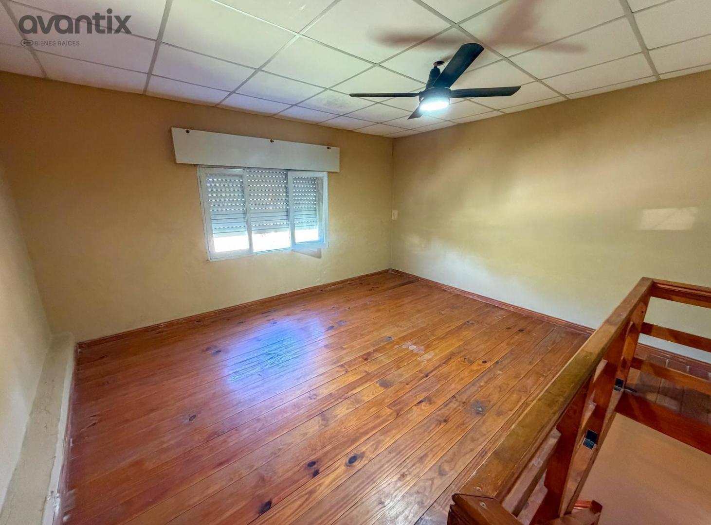 Foto de Casa quinta con galería, piscina y amplio terreno parquizado, imagen 4