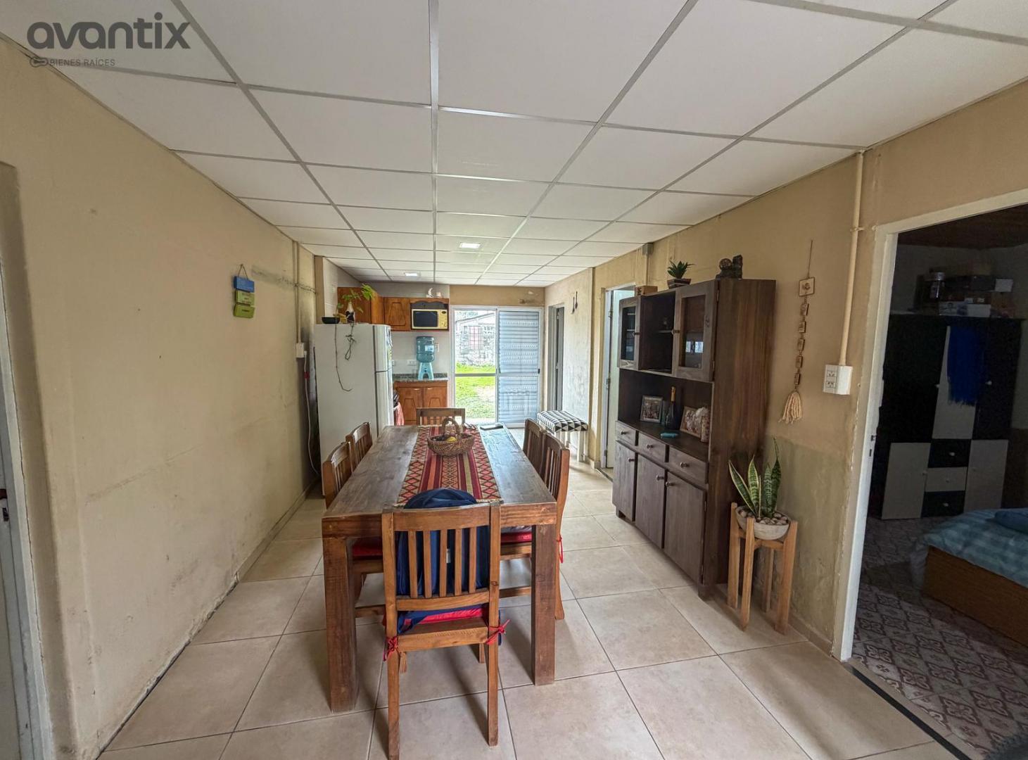 Foto de Propiedad de 2 habitaciones y amplio patio, imagen 4