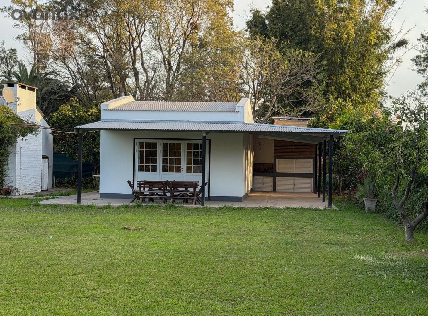 Foto de Dos propiedades en un terreno de 1380 m² en Susana, imagen 1
