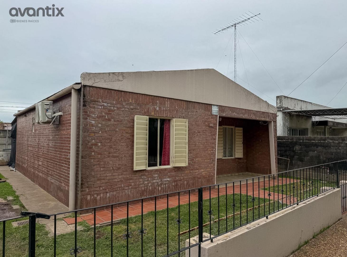 Foto de Casa de 2 habitaciones con patio en barrio Italia, imagen 2
