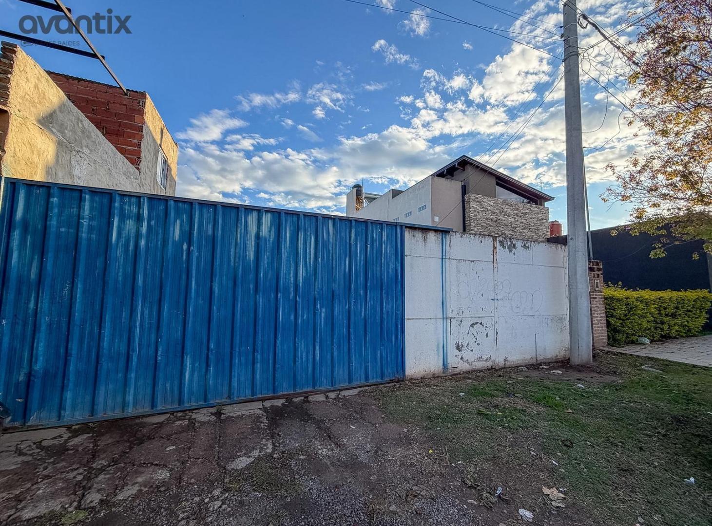 Foto de Galpón en venta a metros de Ruta 70 y Av. Podio, imagen 2