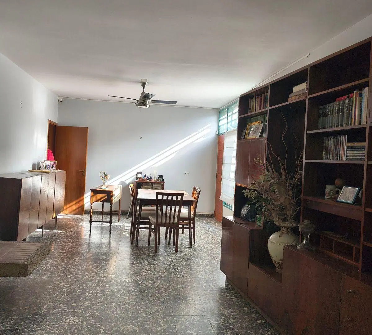 VENTA CASA de 3 dormitorios en CERRO DE LAS ROSAS 4
