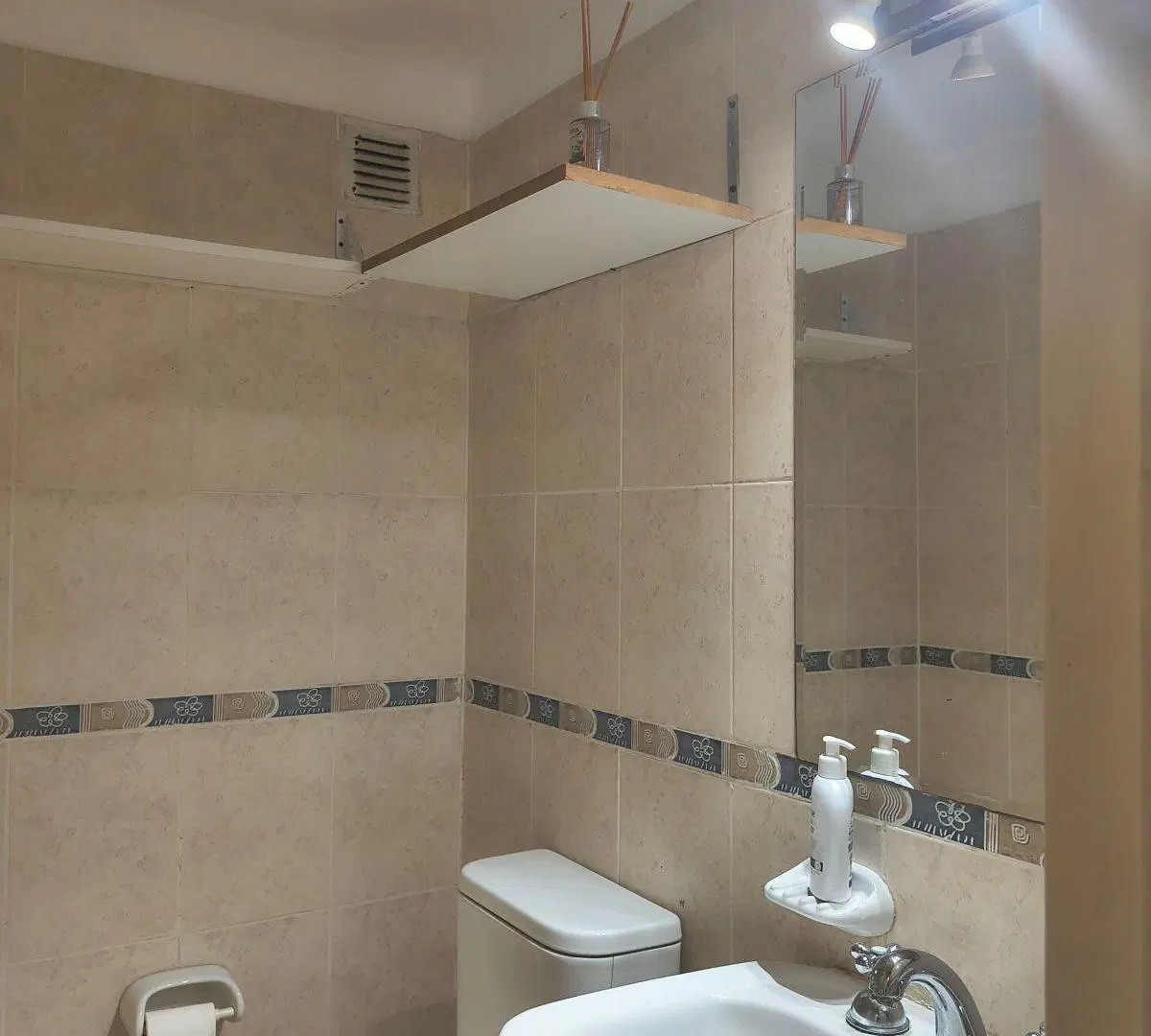 Se alquila departamento de 3 dormitorios amoblado en Villasol 2