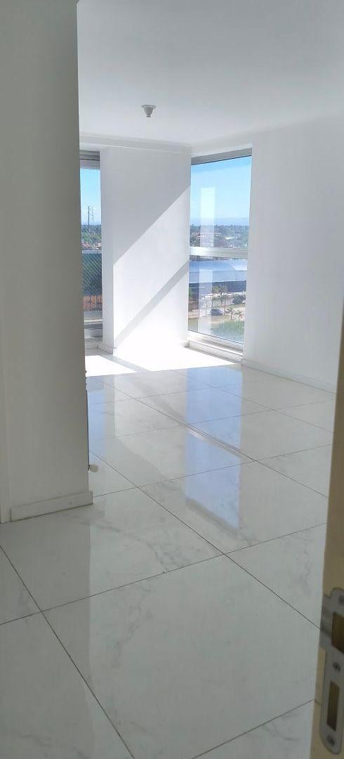 Foto de En venta departamento de 2 dormitorios con cochera en LA DIVA ., imagen 1