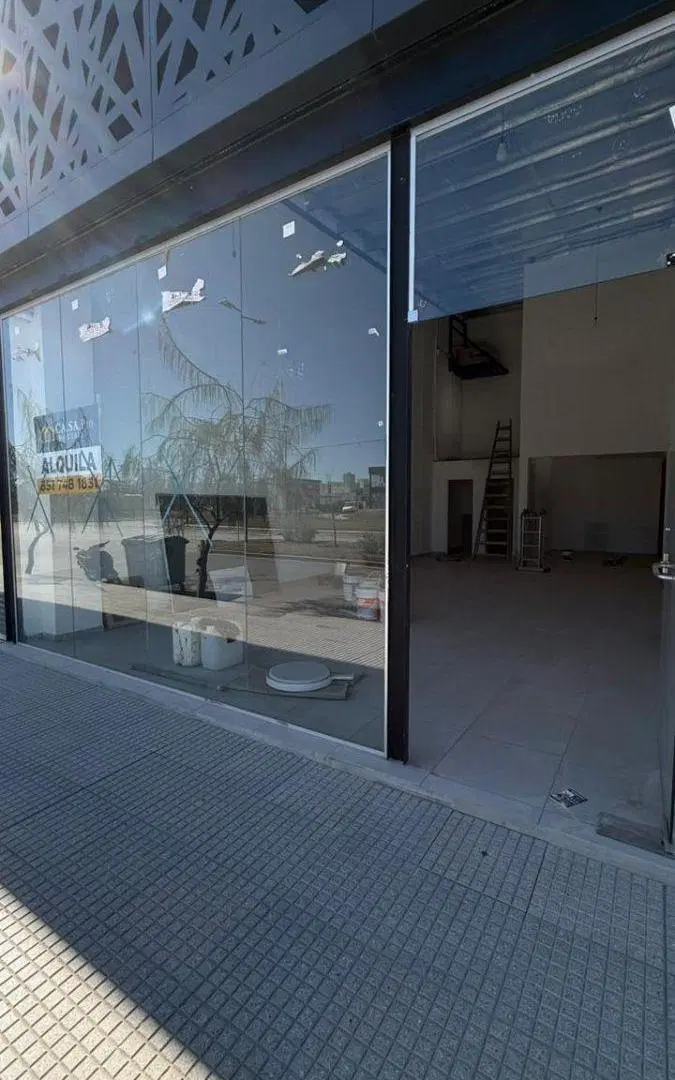 A estrenar Docta, sobre el Bv. principal, excelente entorno 3