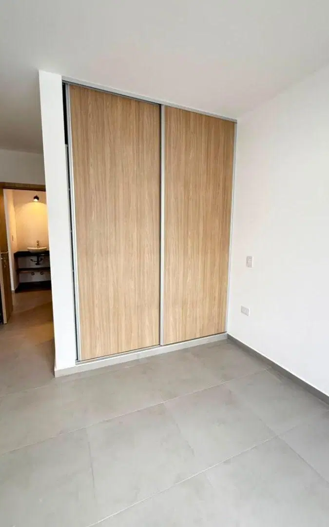 La Paya 2 a estrenar 3 dorm uno en suite, tender, lav indep, escrit 5