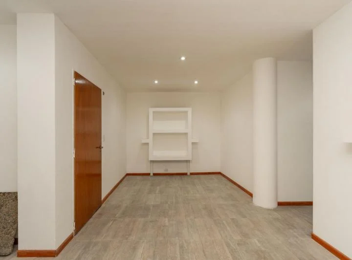 Renovado semipiso dos ambientes en Retiro 3
