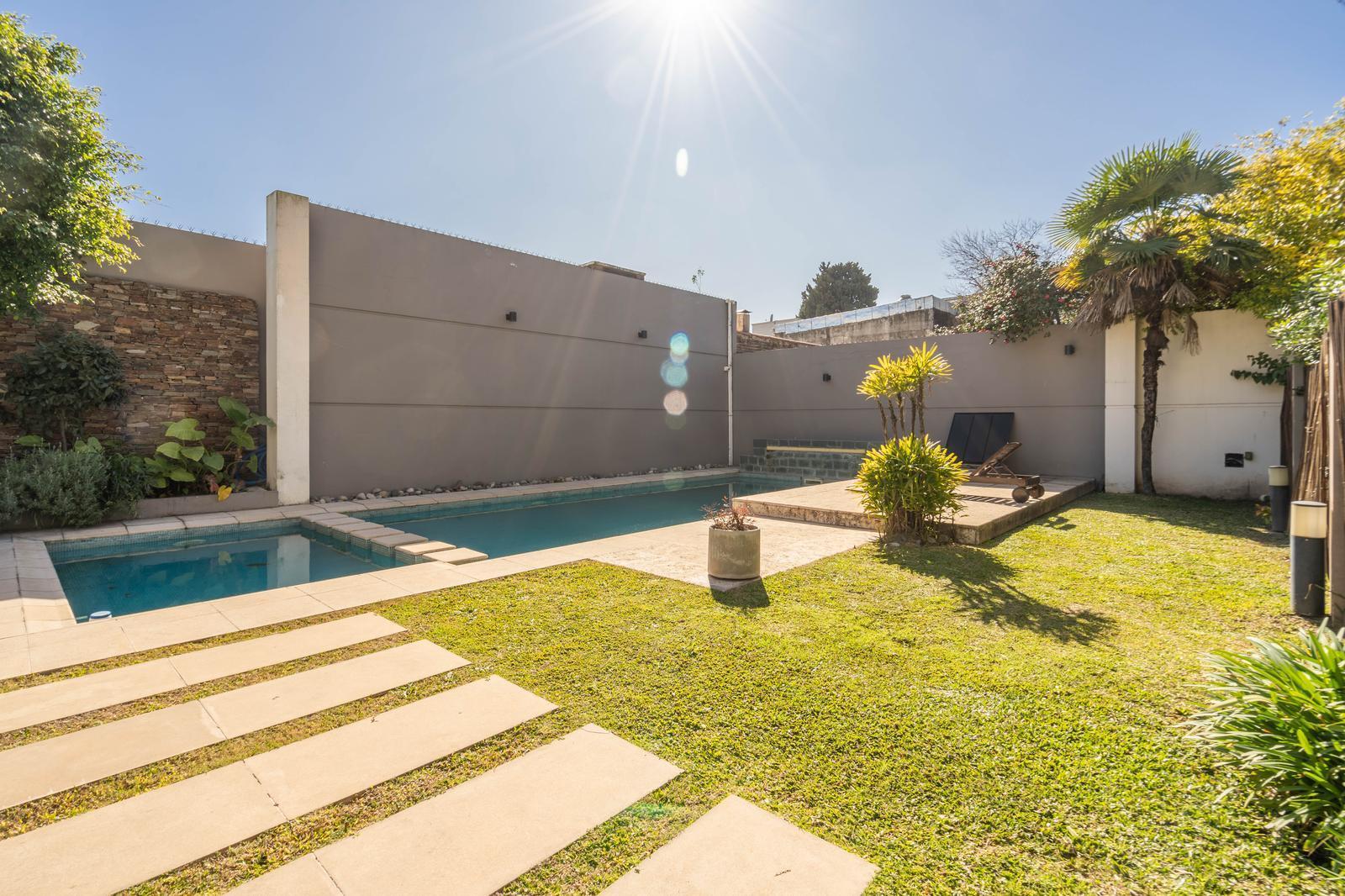 Imperdible Depto 2 amb c/cochera, parrilla, patio, amenities s. moderno