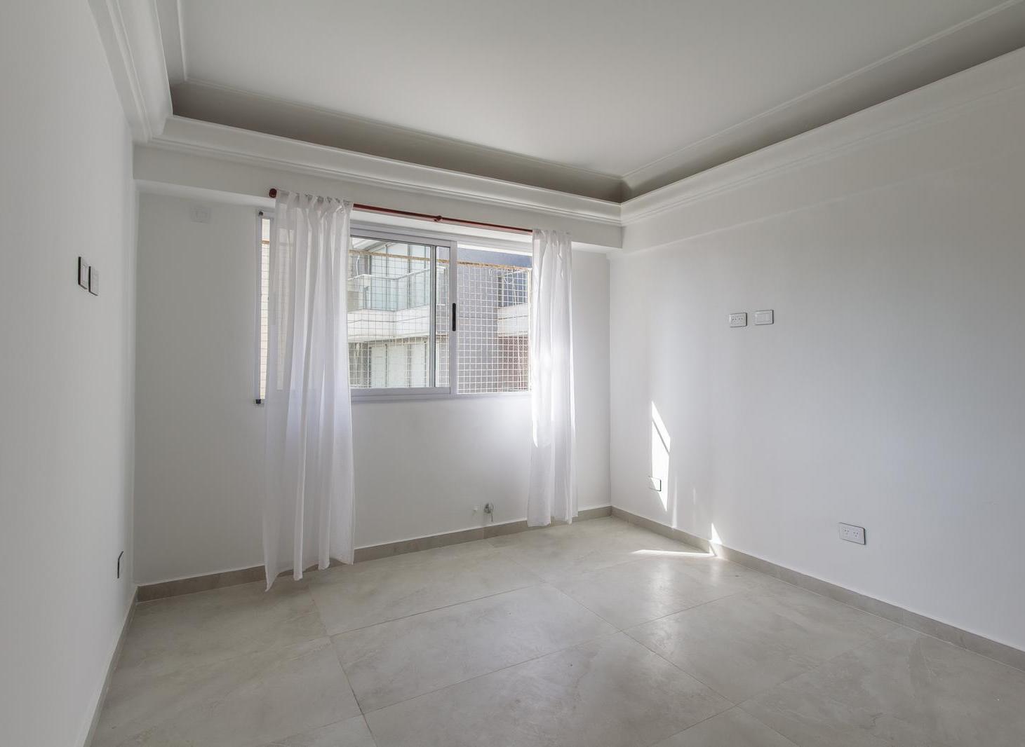 Foto de SEMIPISO 3amb 2baños RECICLADO A NUEVO c/baulera en RECOLETA, imagen 5
