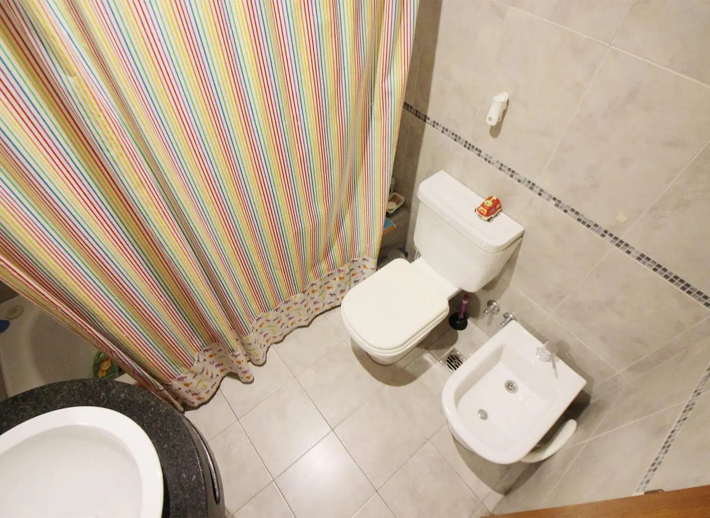 Venta Departamento de 3 ambientes al frente con suite y balcón corrido - Apto Crédito 3