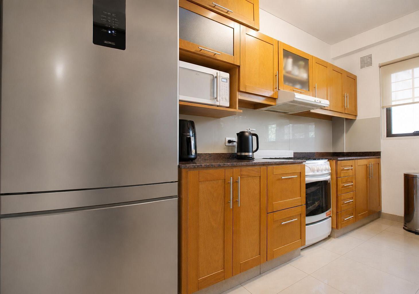 Venta Departamento de 3 ambientes al frente con suite y balcón corrido - Apto Crédito