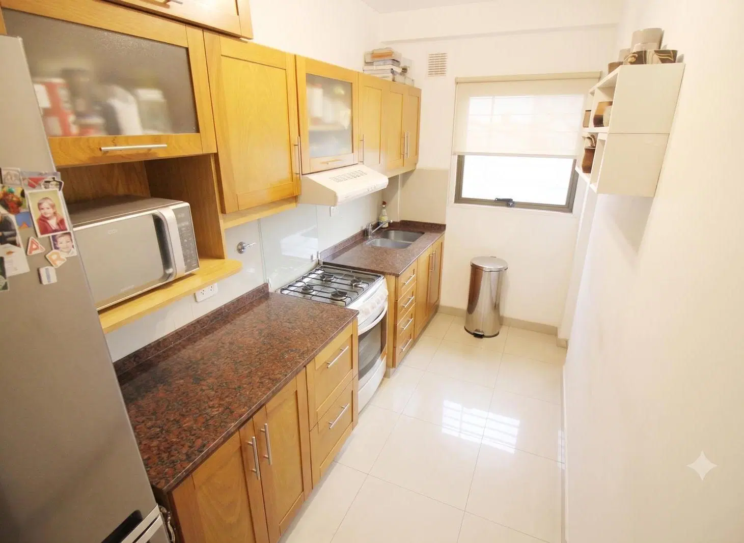 Venta Departamento de 3 ambientes al frente con suite y balcón corrido - Apto Crédito 4